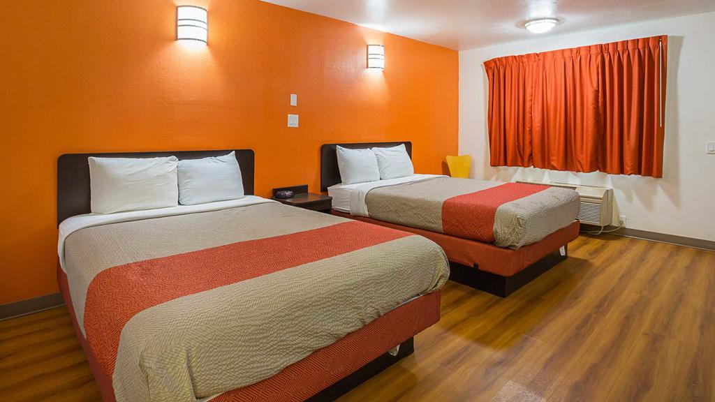 Motel 6-Brinkley, Ar Екстер'єр фото