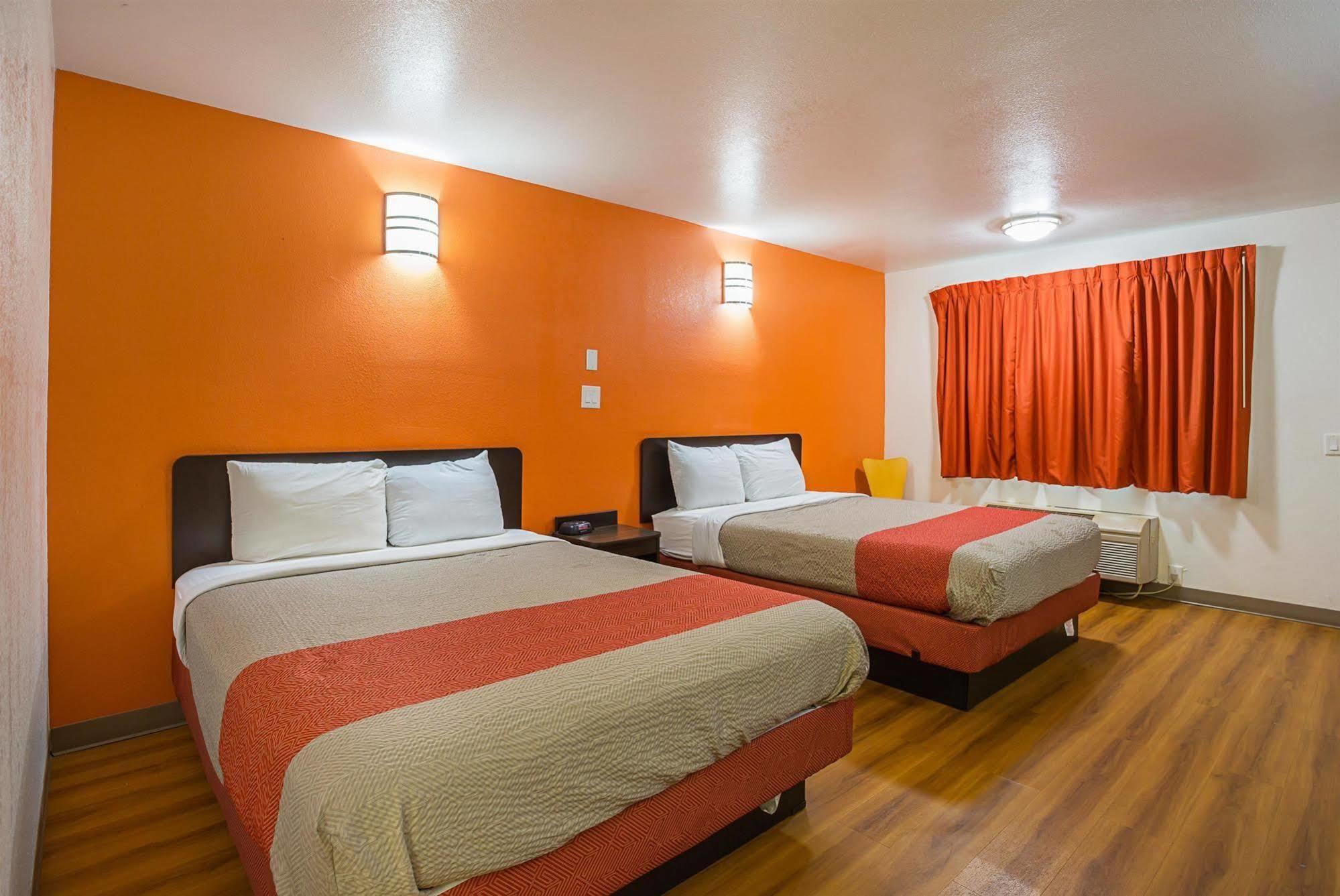 Motel 6-Brinkley, Ar Екстер'єр фото