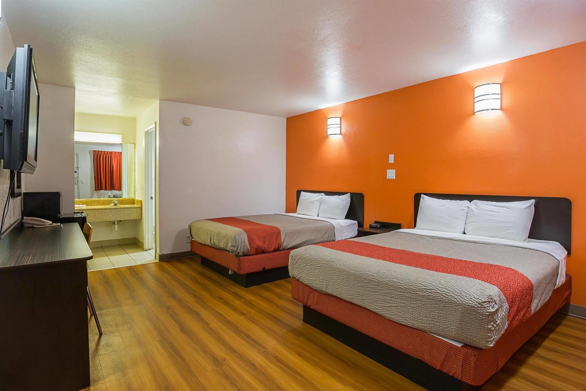 Motel 6-Brinkley, Ar Екстер'єр фото