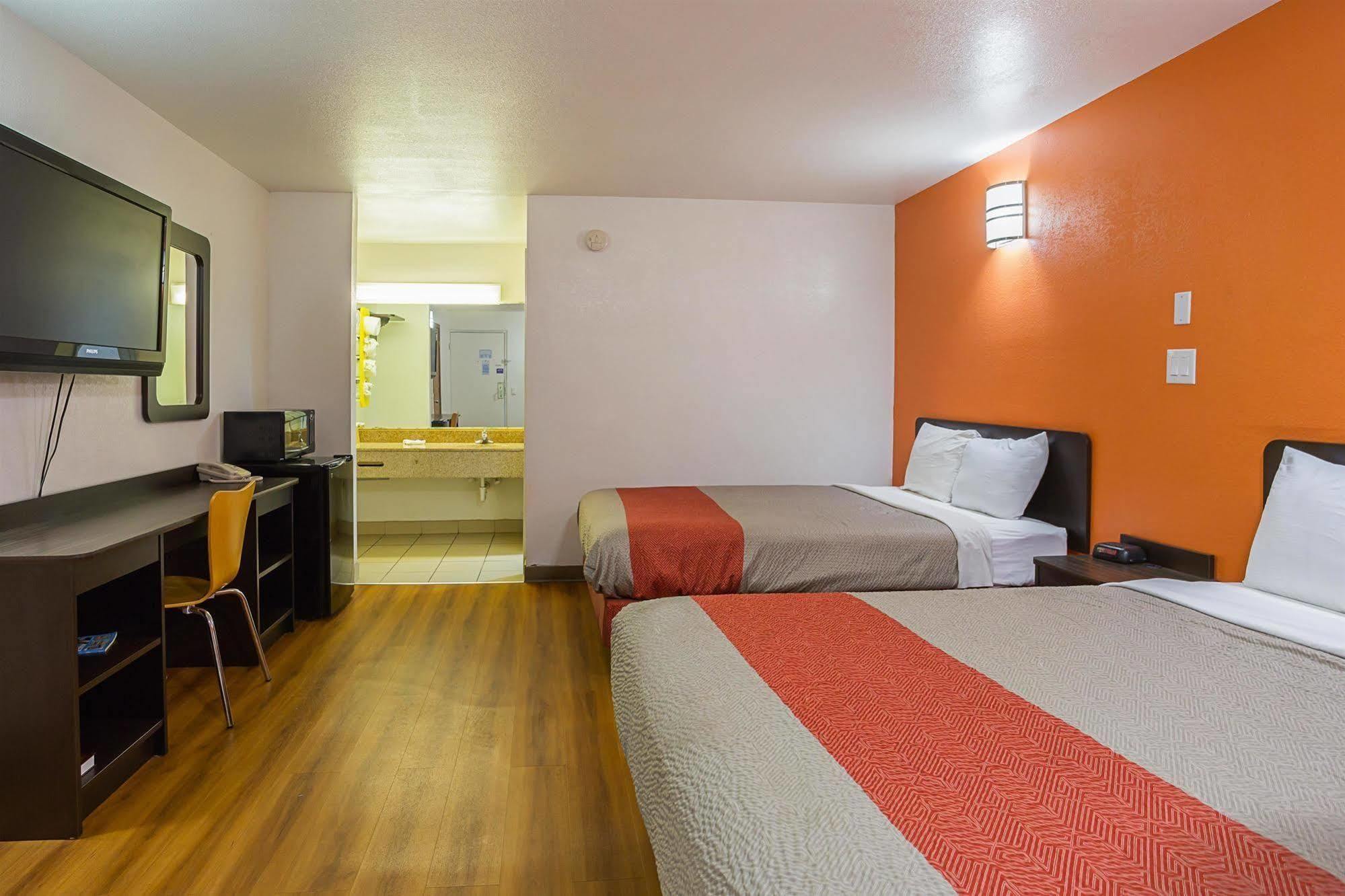 Motel 6-Brinkley, Ar Екстер'єр фото