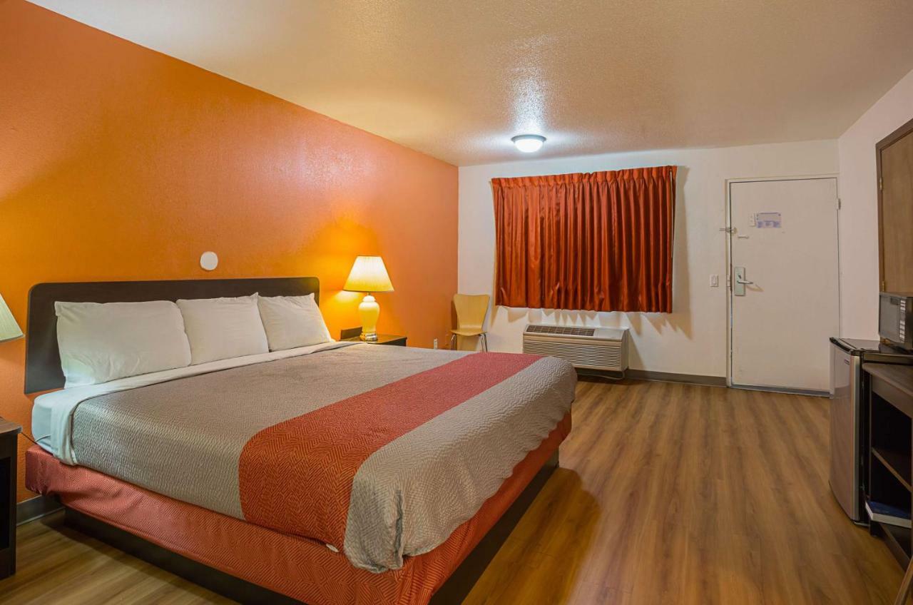 Motel 6-Brinkley, Ar Екстер'єр фото